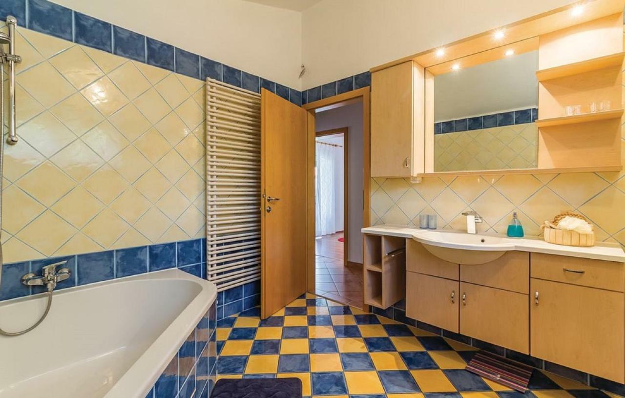 Holiday House Barbara Медулин Экстерьер фото